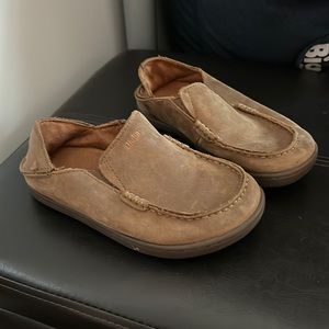 Olukai kids shoes US B 11